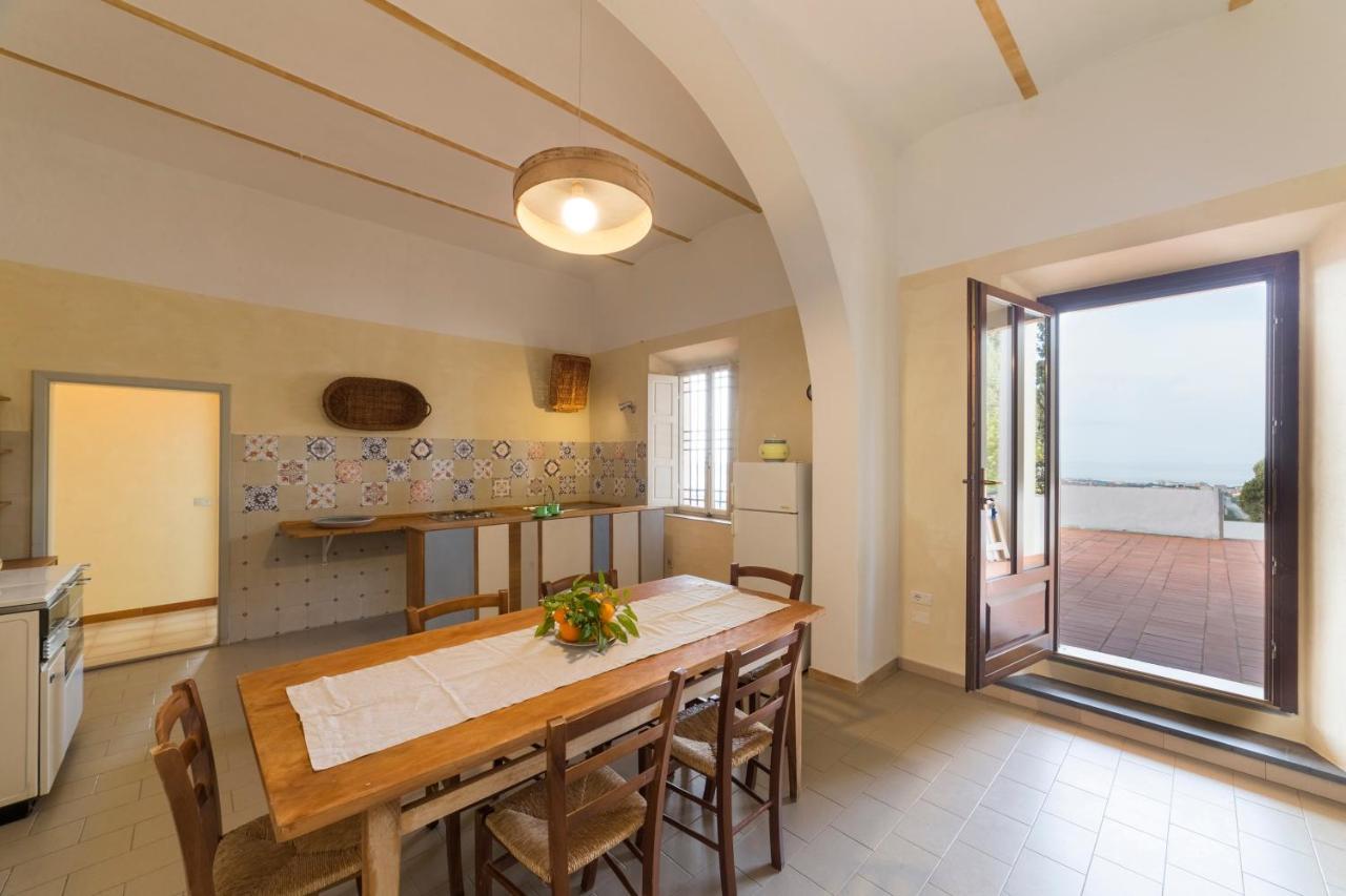 Agriturismo Ss Annunziata Сан Винченцо Екстериор снимка